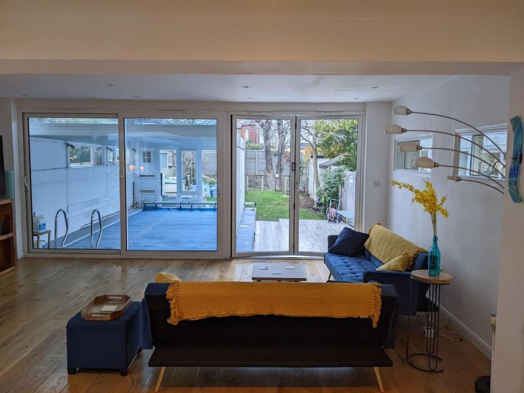 River House With Heated Pool June To Sep & Garden Twickenham Exterior foto